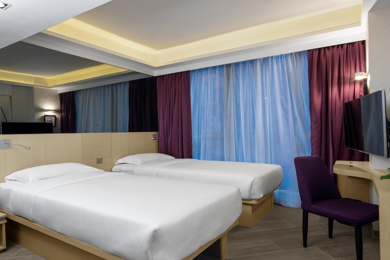Starphire Hotel هونغ كونغ المظهر الخارجي الصورة